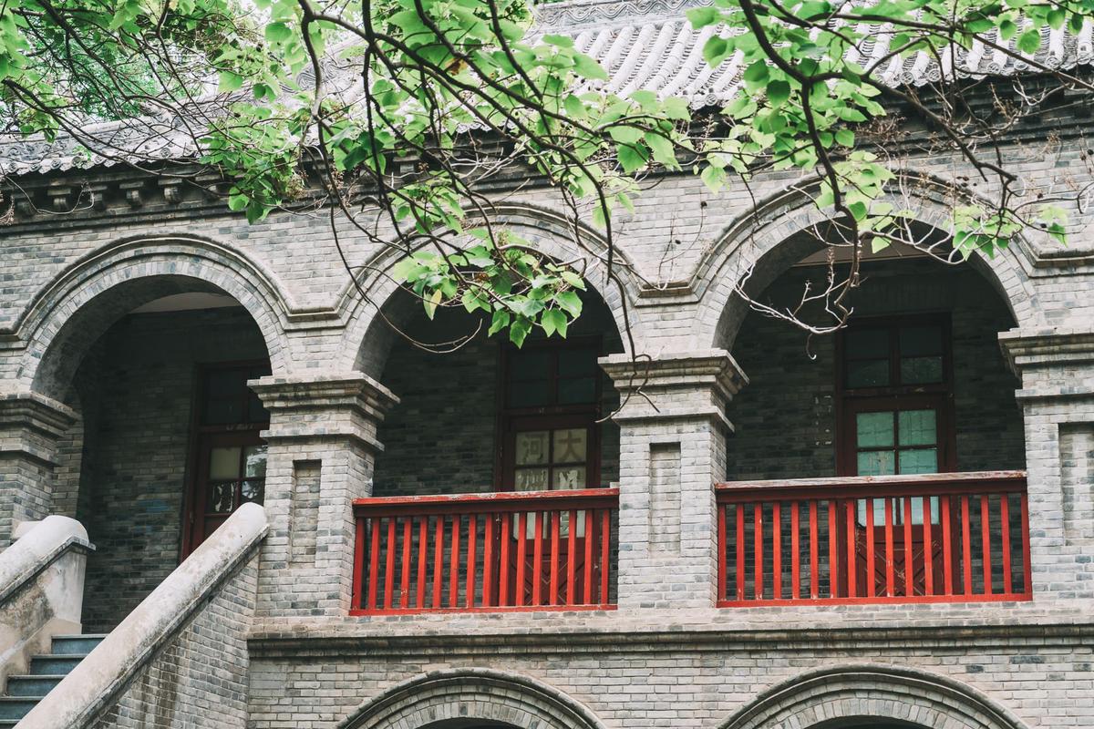 忘记是学校的哪个楼