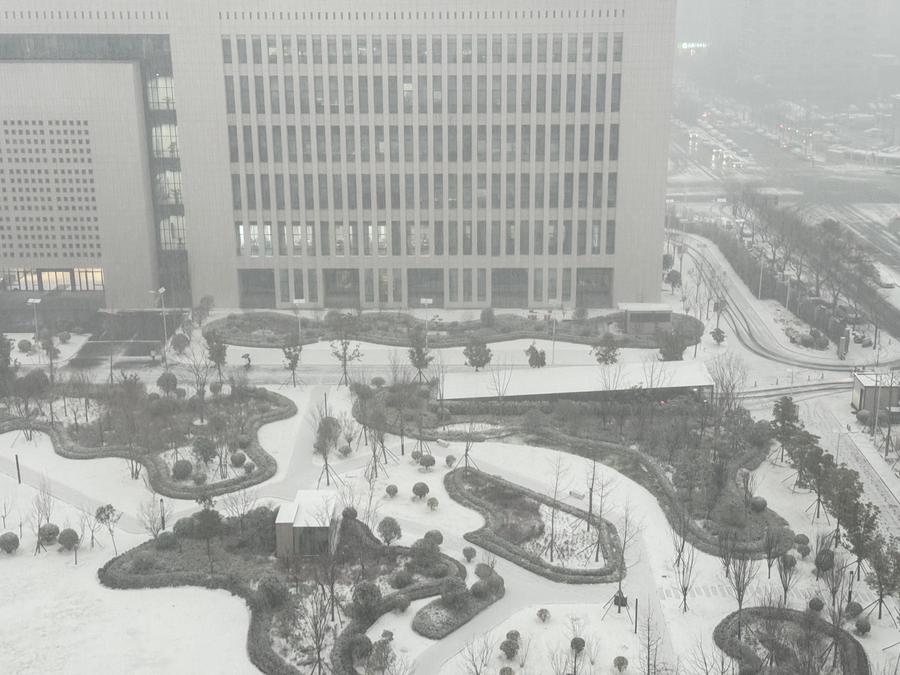 16时49分拍摄的窗外 16时49分拍摄的窗外