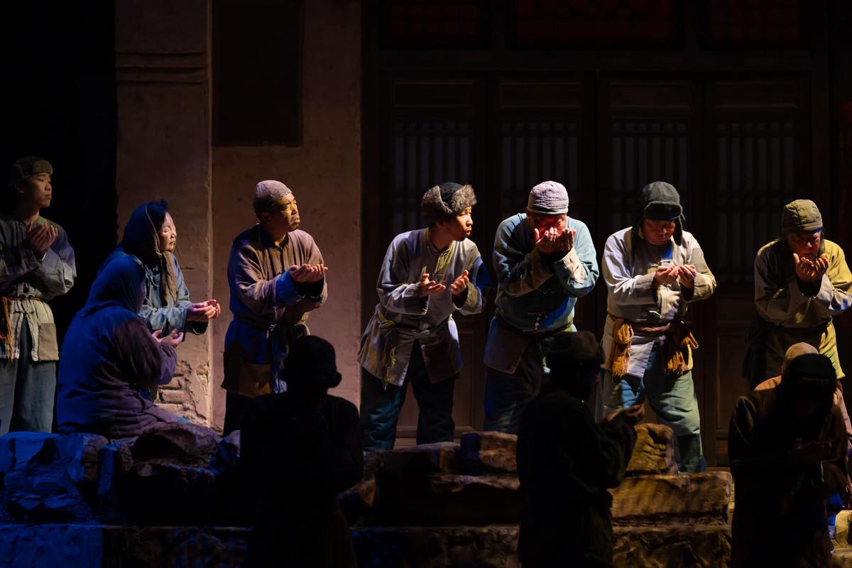 第二幕广场里幻想吃食物 第二幕广场里幻想吃食物