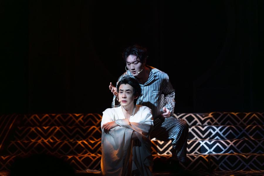 薛怀义与现代冯小宝