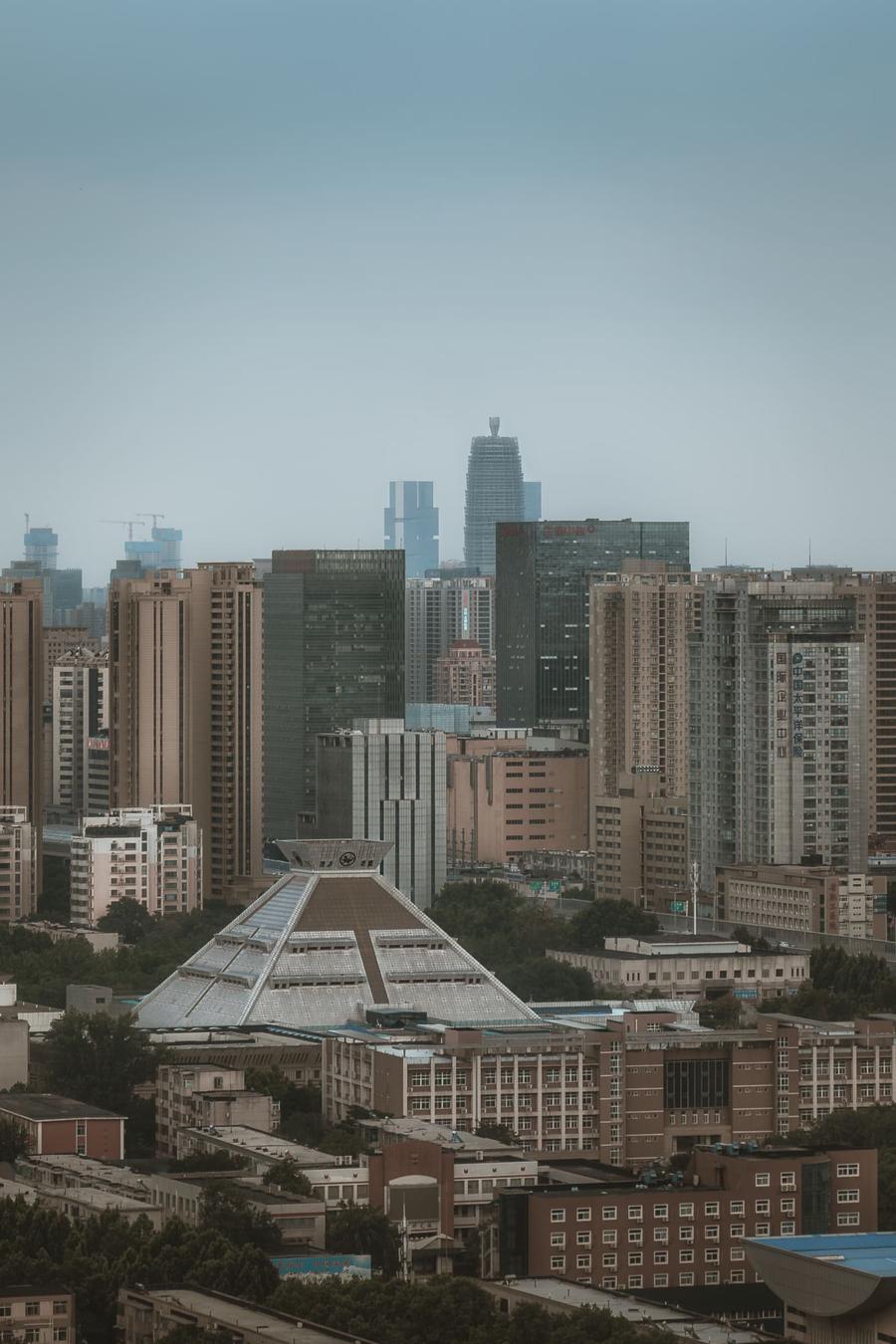 博物院、大玉米、双子塔白天同框