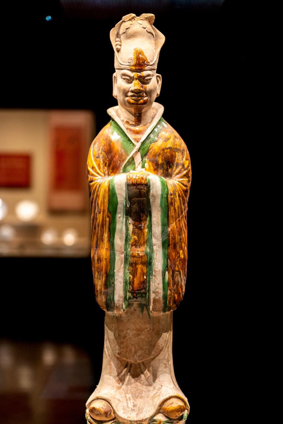 三彩文官佣 三彩文官佣