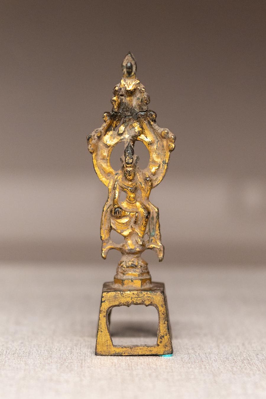 鎏金铜释迦佛坐像 鎏金铜释迦佛坐像