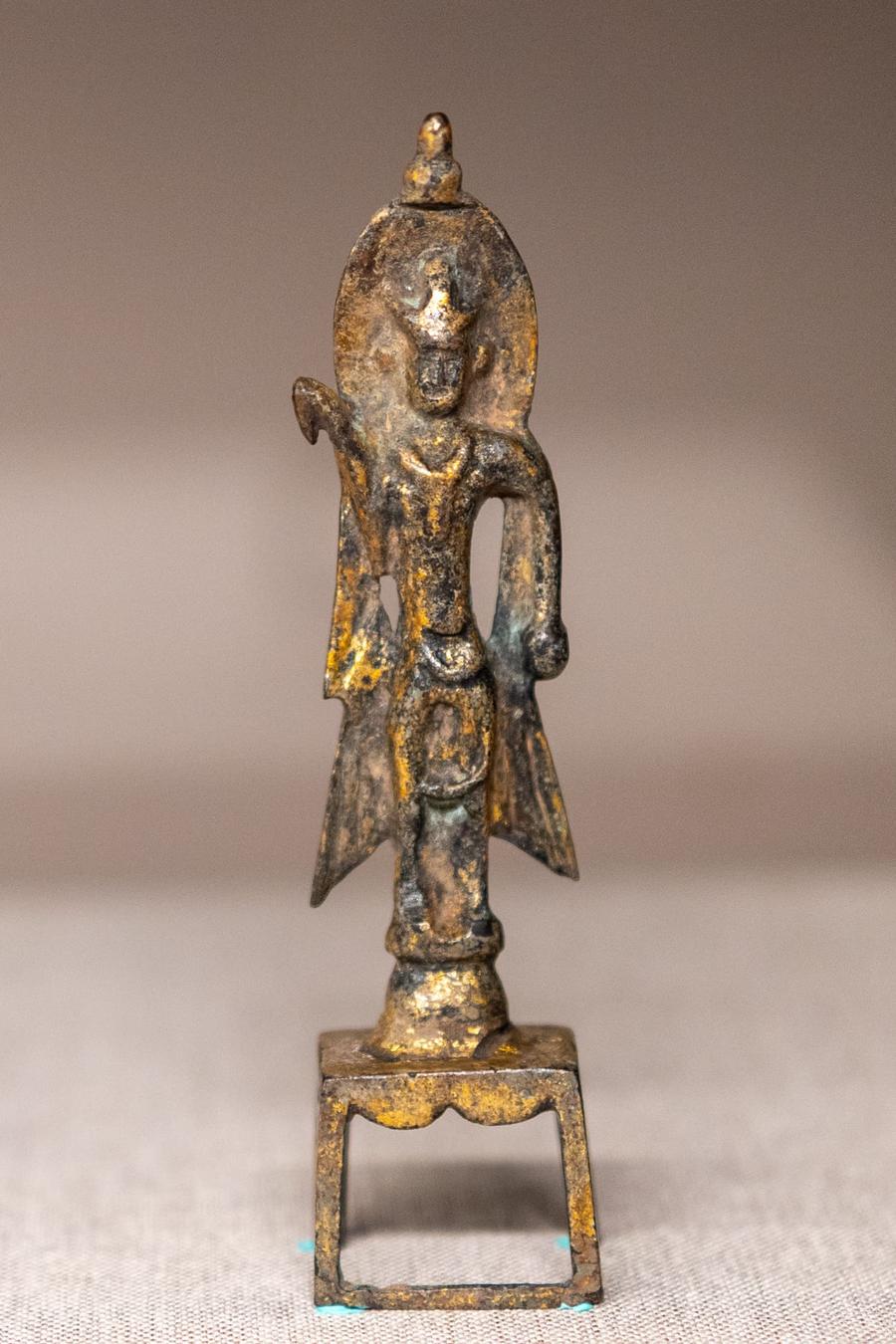 鎏金铜观世音像 鎏金铜观世音像