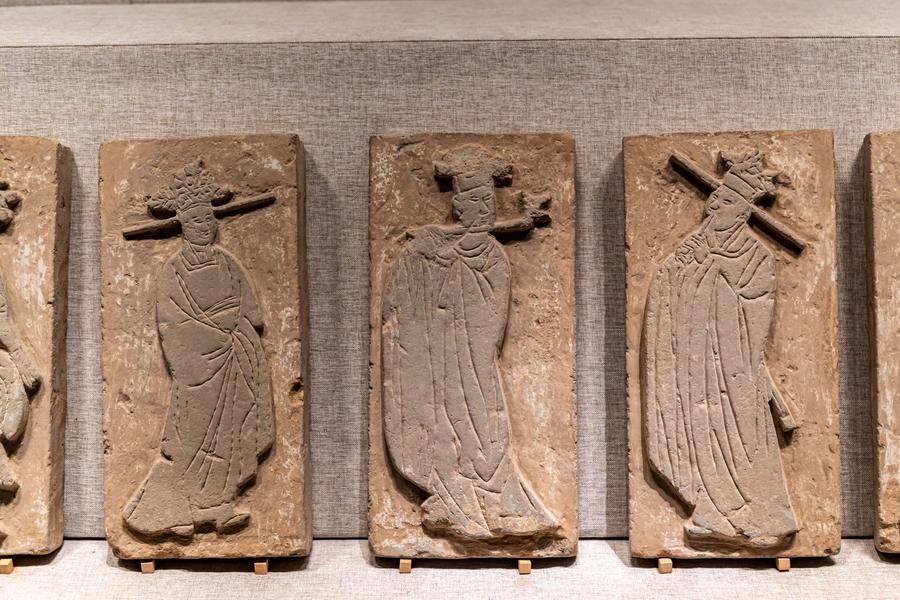 吹笛杂剧人物雕砖 吹笛杂剧人物雕砖