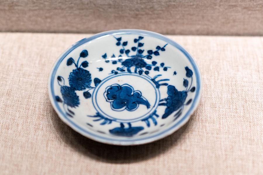 青花螭(chī)兽纹瓷碗 青花螭(chī)兽纹瓷碗