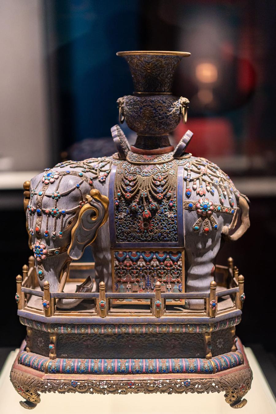 珐琅太平有象 珐琅太平有象