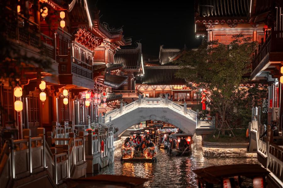游船 游船